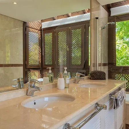 Luxurious Penthouse In Ventura Del Mar Puerto Banus Marbella