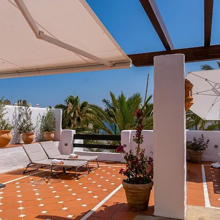 Luxurious Penthouse In Ventura Del Mar Puerto Banus *