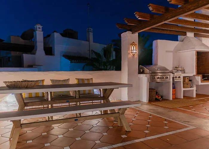 Lejlighed Luxurious Penthouse In Ventura Del Mar Puerto Banus *